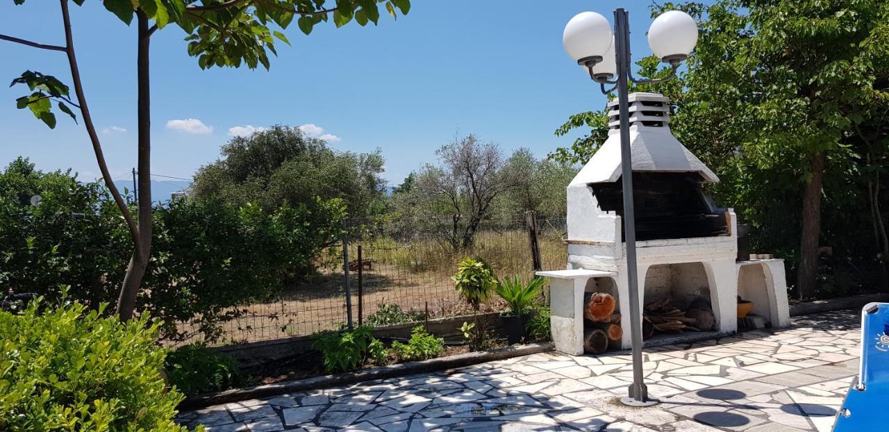 Country House By The Sea !!! Villa Karavómilos Exteriör bild