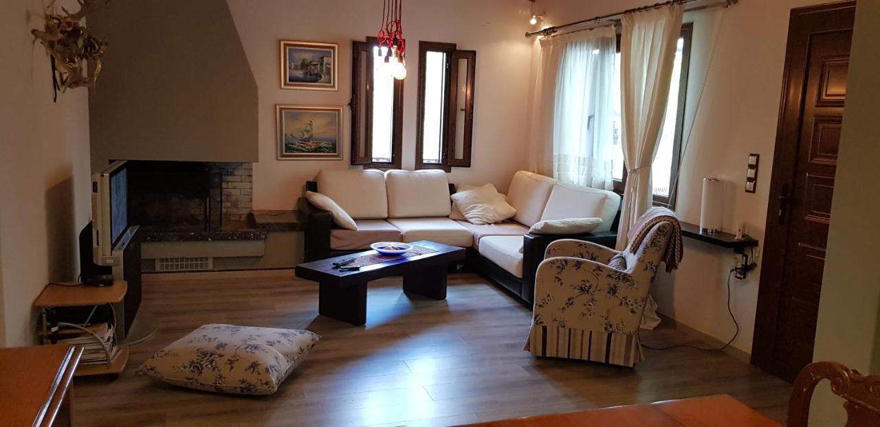 Country House By The Sea !!! Villa Karavómilos Exteriör bild